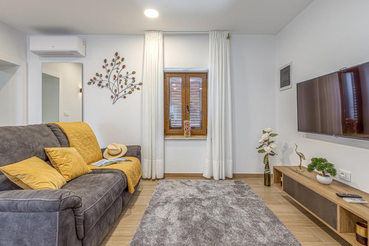 Nilda Ii 3*